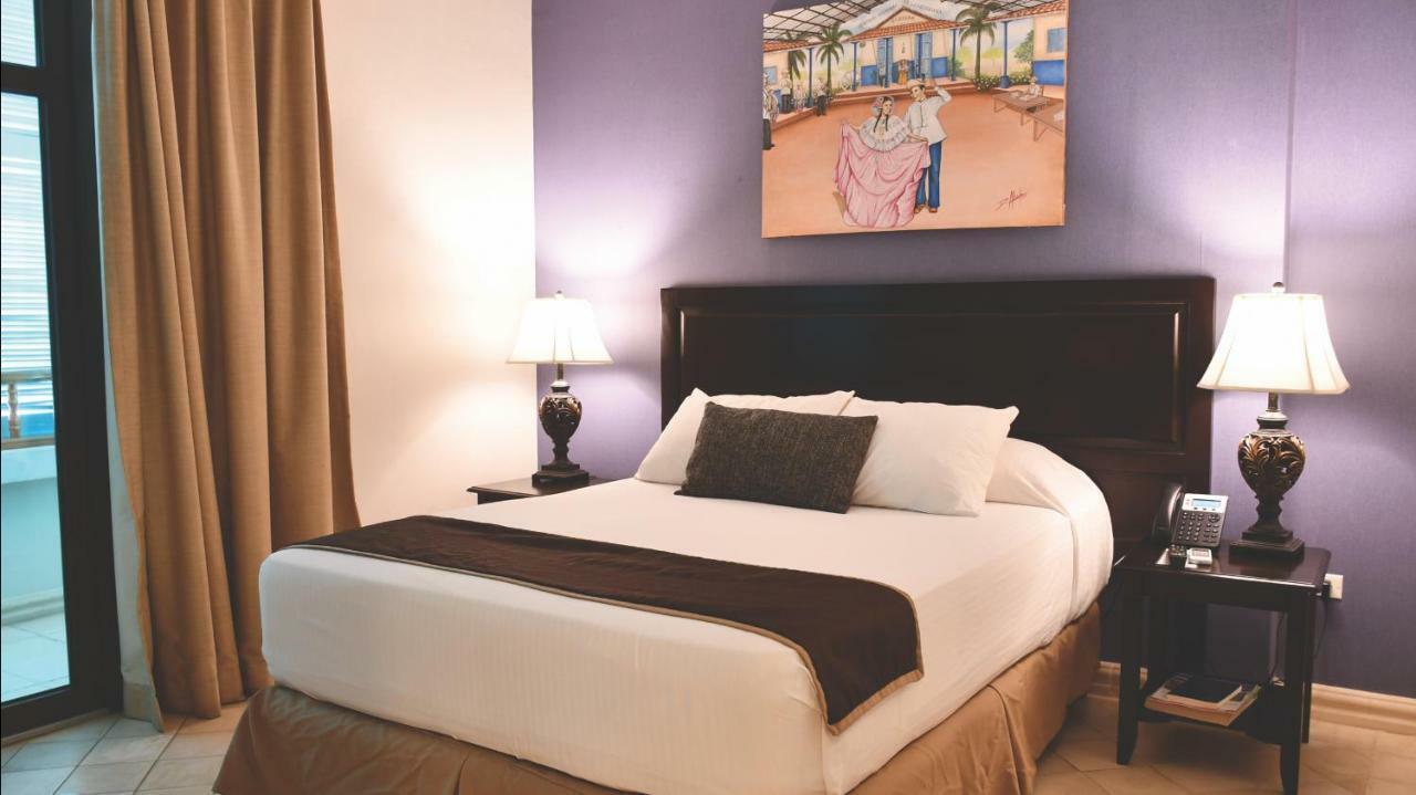 Hotel Presidente Las Tablas Luaran gambar