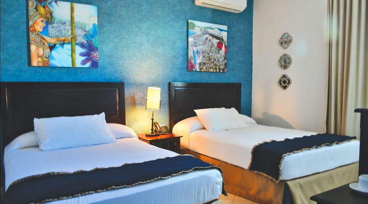 Hotel Presidente Las Tablas Luaran gambar
