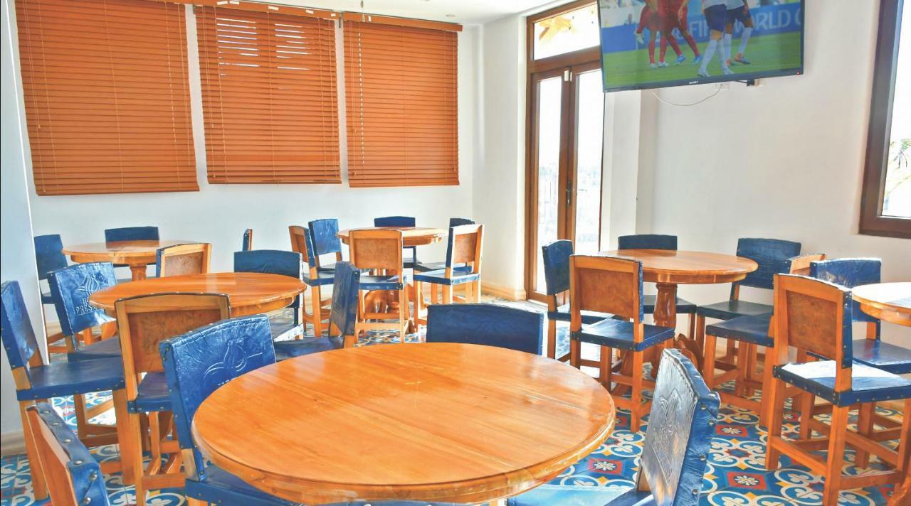 Hotel Presidente Las Tablas Luaran gambar